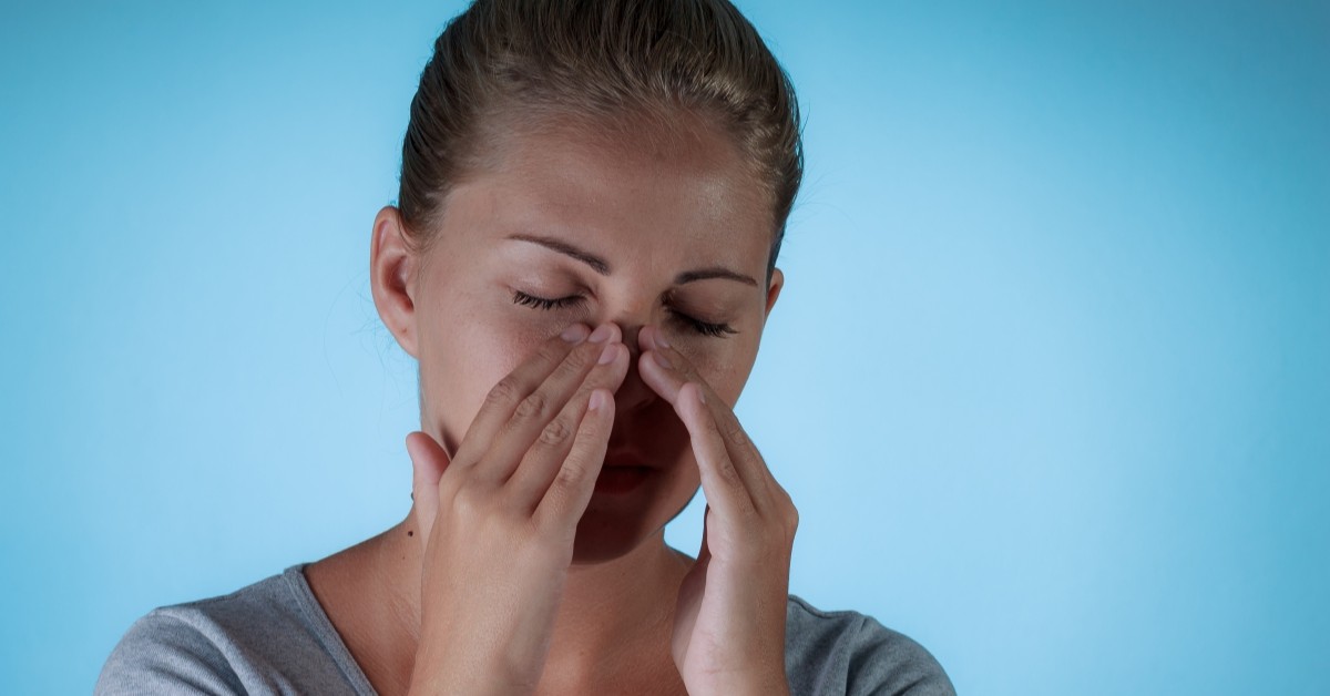 How to Give Yourself a Sinus Massage